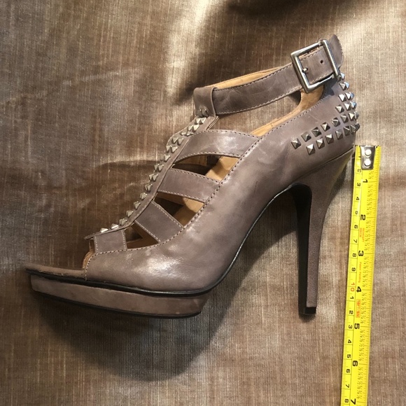 Steve Madden Hailley Studded Leather Cage Sandals - Picture 11 of 11